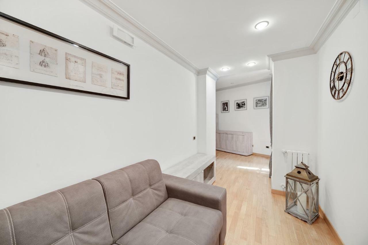 Peroni 8 Pax Brand New Apartment Рим Екстериор снимка